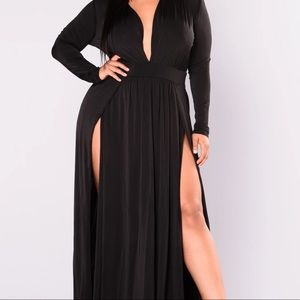 Curve hugging black maxi